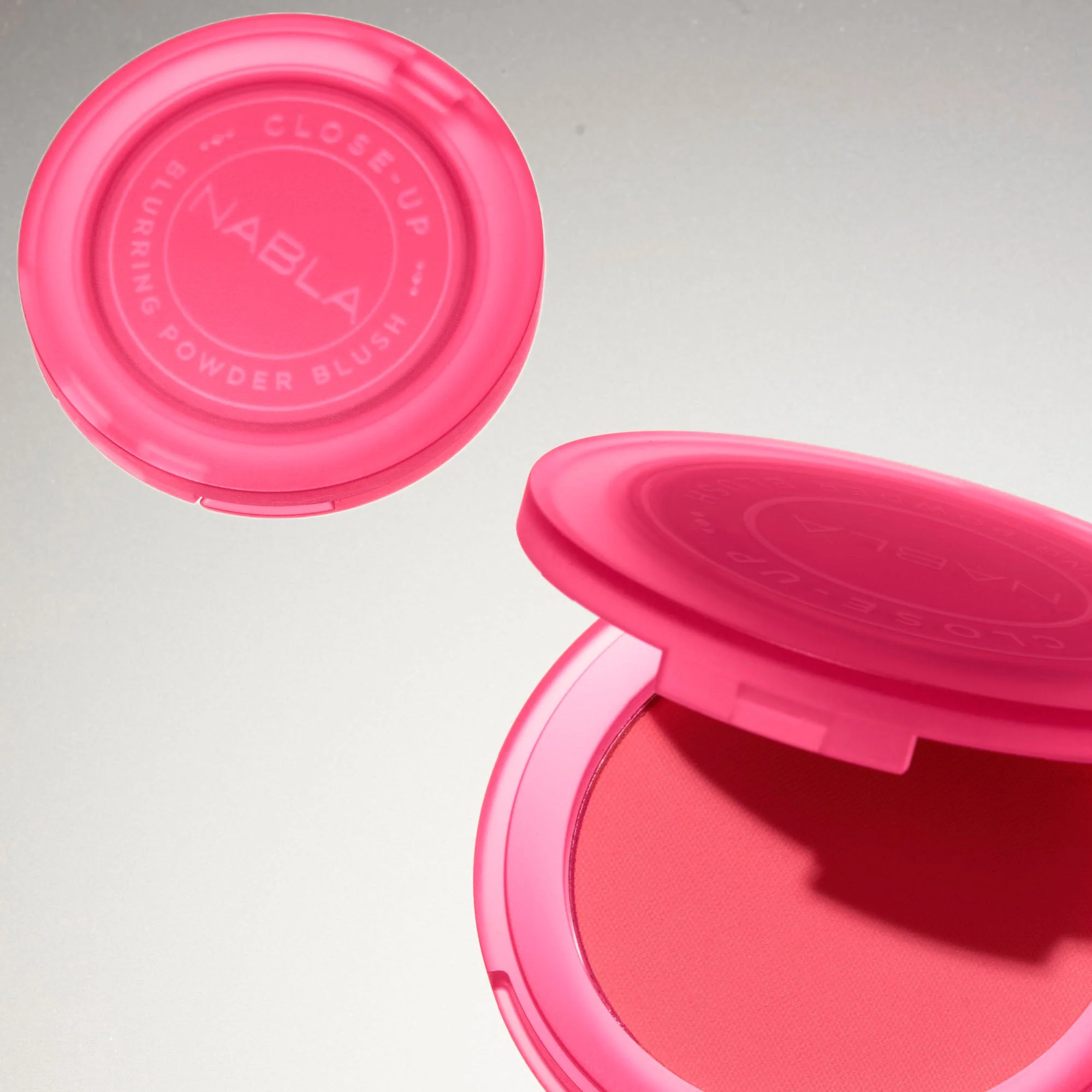 Close-Up Blurring Powder Blush - Image 14