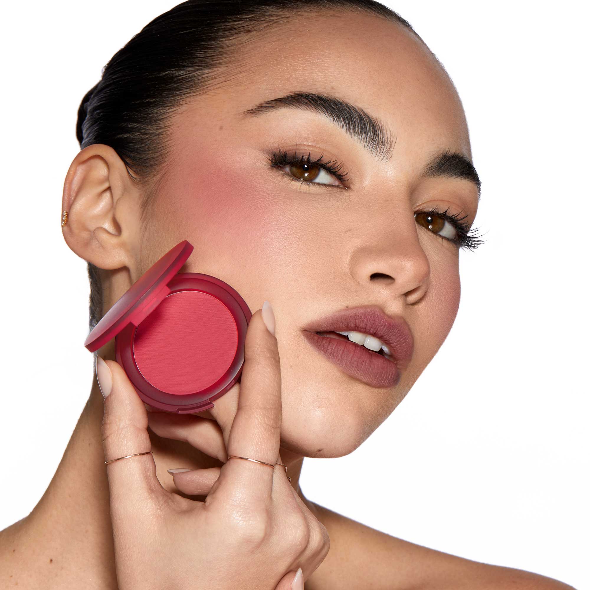 Close-Up Blurring Powder Blush - Image 22