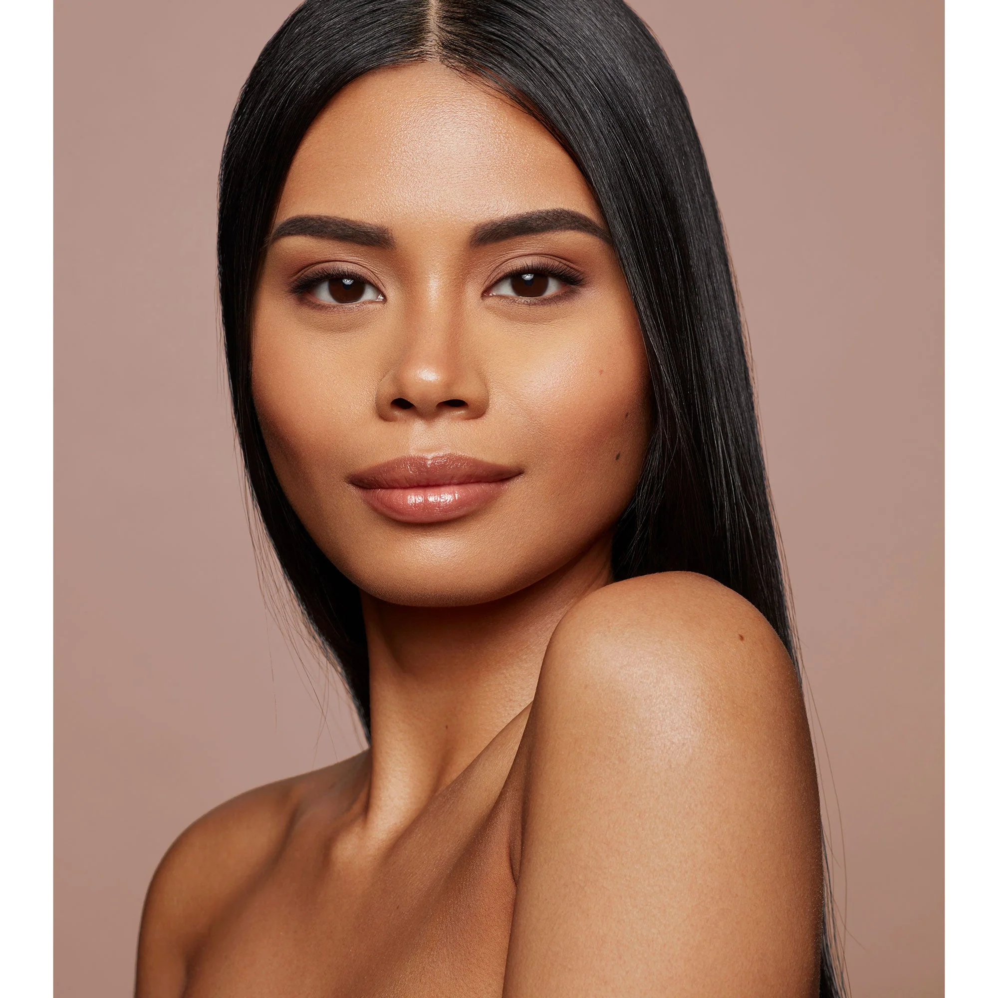 Close-Up Concealer - Image 35
