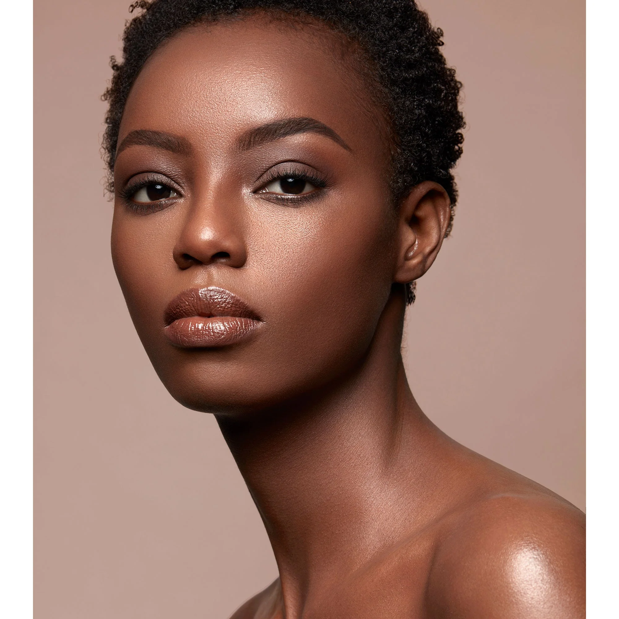 Close-Up Concealer - Image 43
